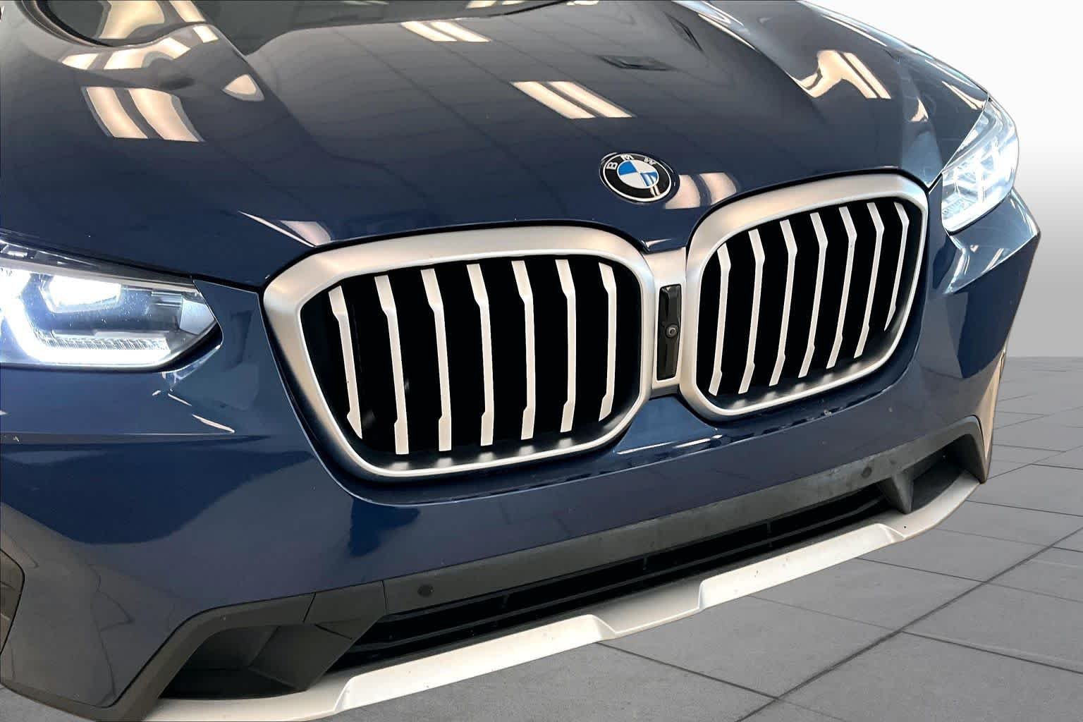 Used 2023 Phytonic Blue Metallic BMW xDrive30i image 28