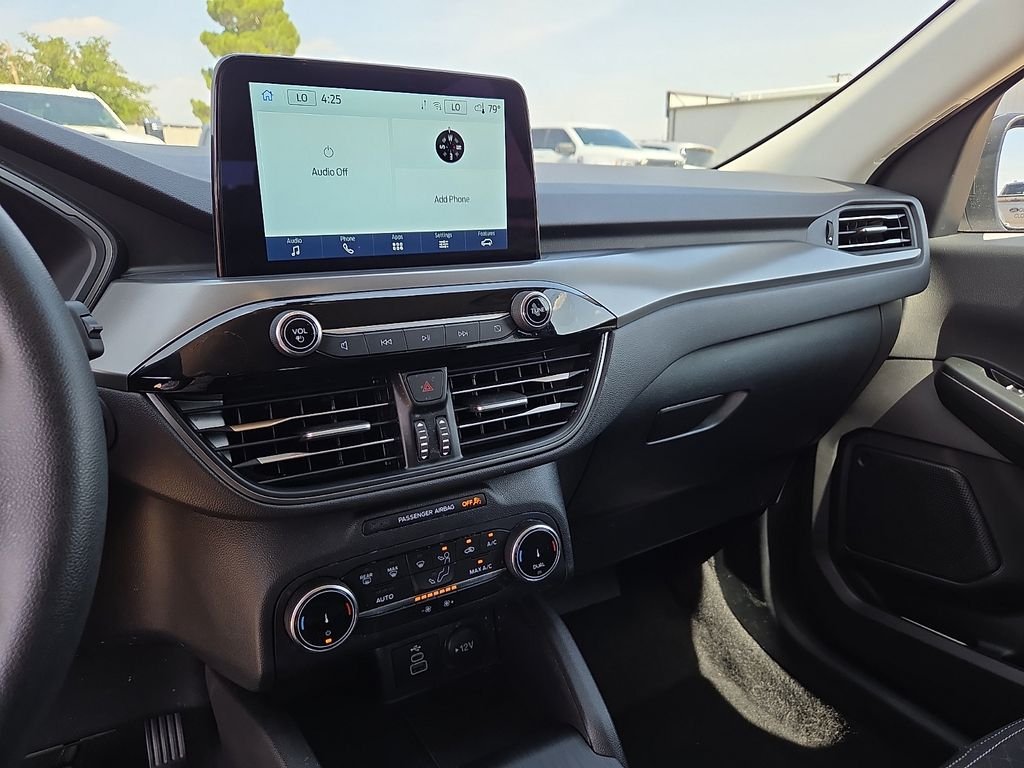 Used 2025 Silver Ford Active image 24