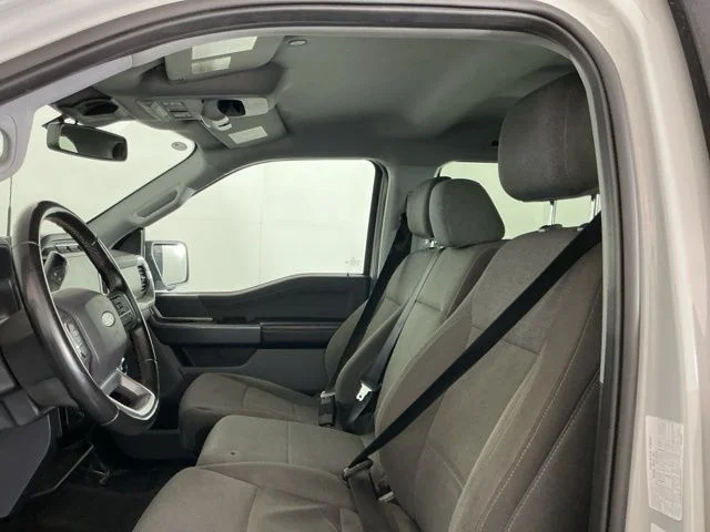 Used 2024 Oxford White Ford XLT image 16