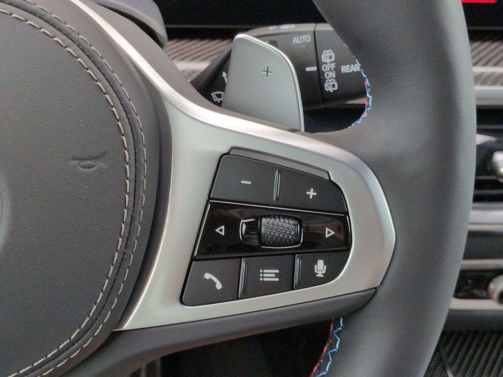 New 2026 Black Sapphire Metallic BMW M60i image 27