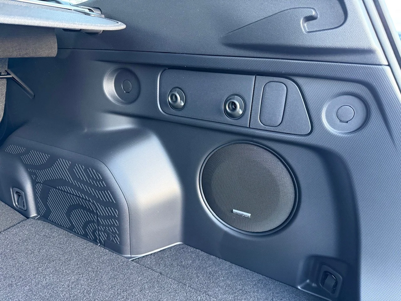 2026 Subaru Forester Sport - Photo 41
