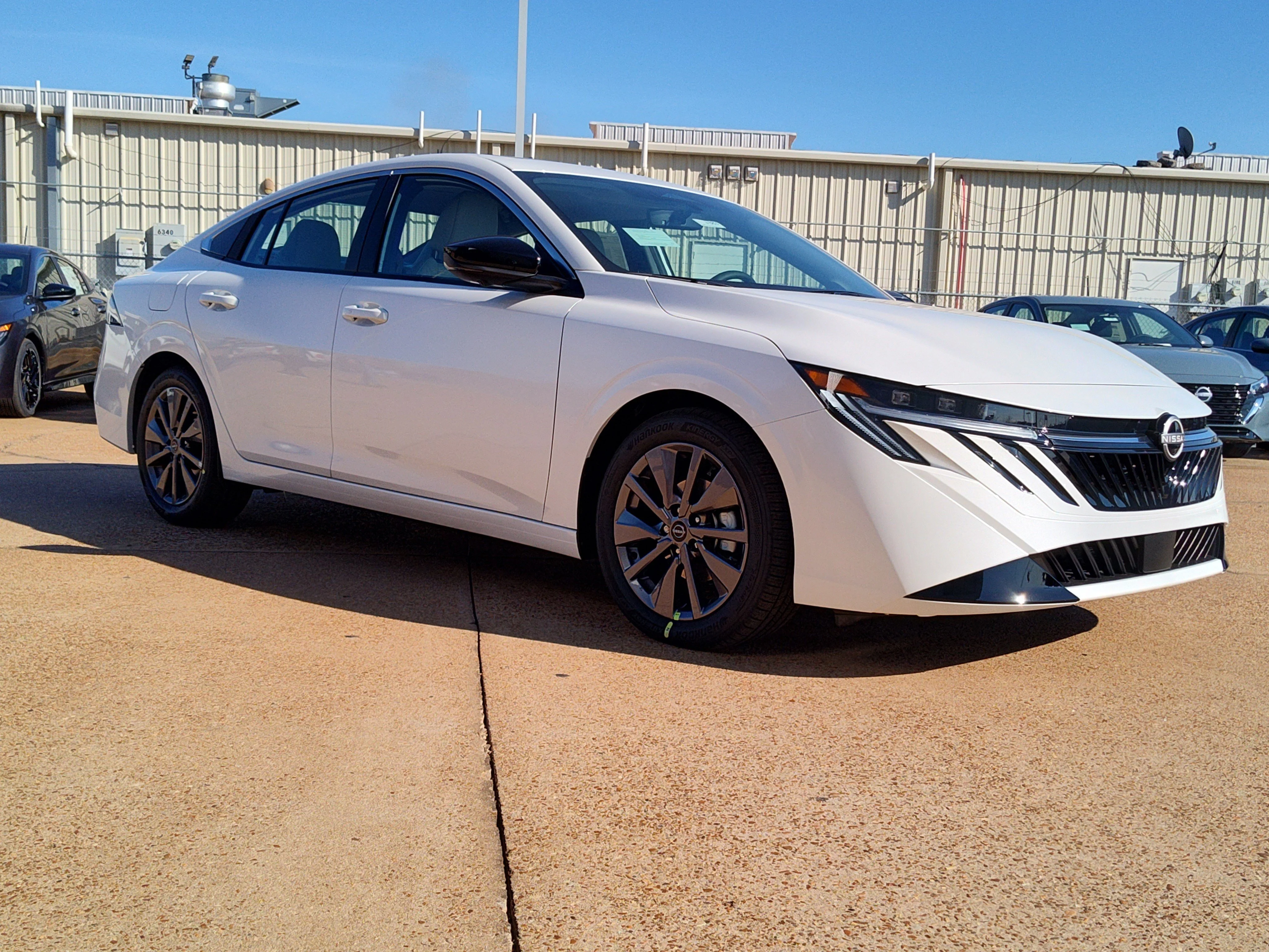 New 2026 Aspen White TriCoat Nissan SL image 6
