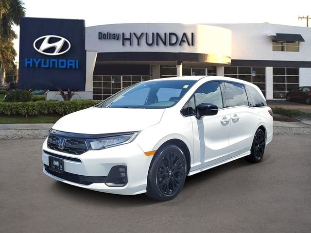 Used 2025  Honda Sport-L image 3