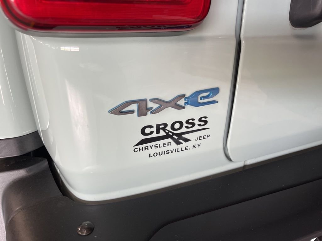 Used 2024 Earl Clearcoat Jeep Rubicon 4xe image 25