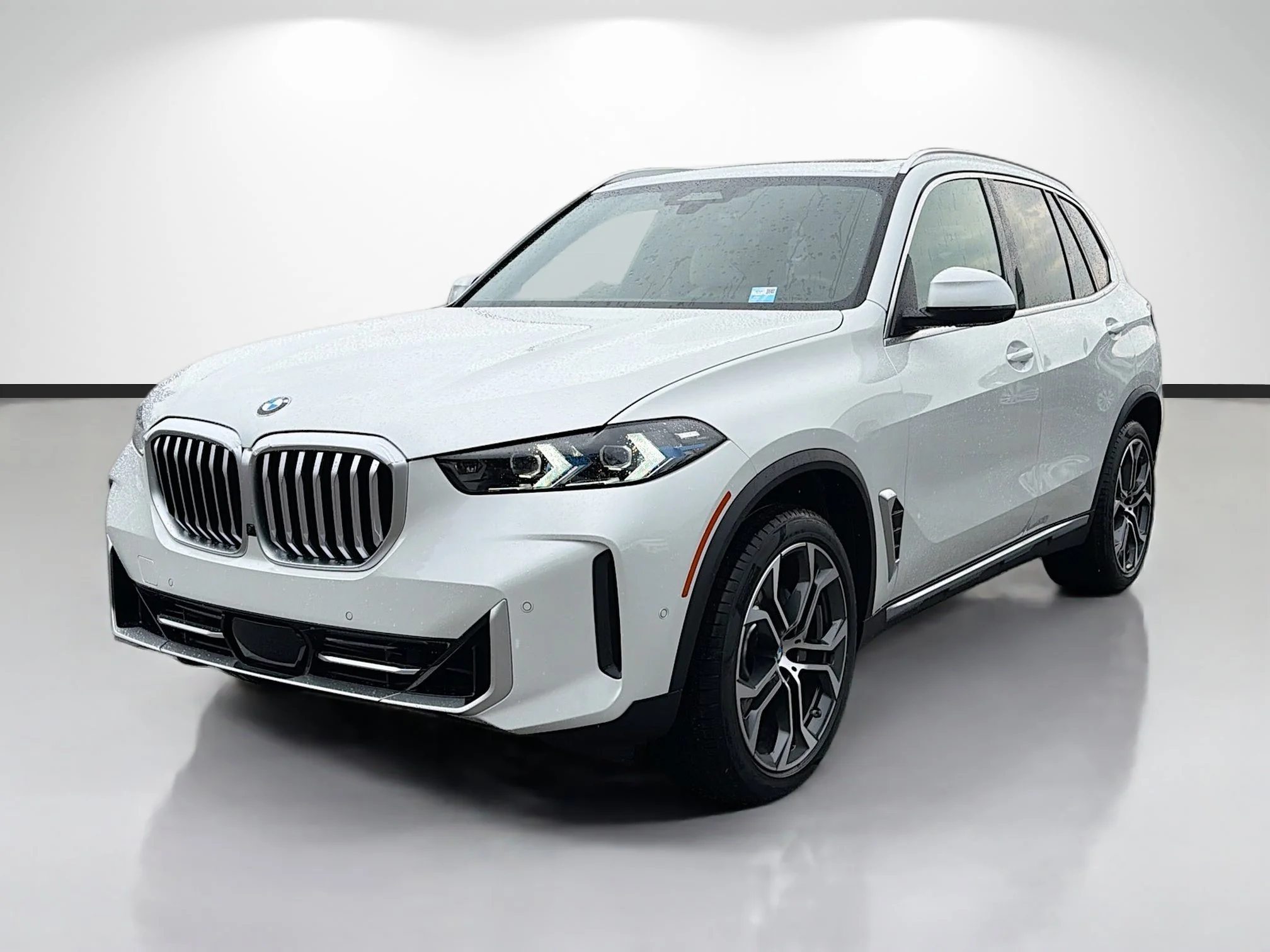New 2026 Mineral White Metallic BMW xDrive40i image 7