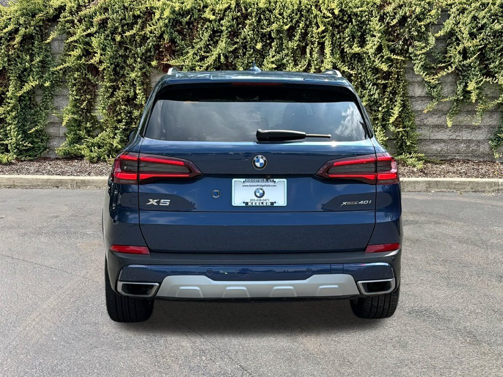 Used 2021 Phytonic Blue Metallic BMW xDrive40i image 5
