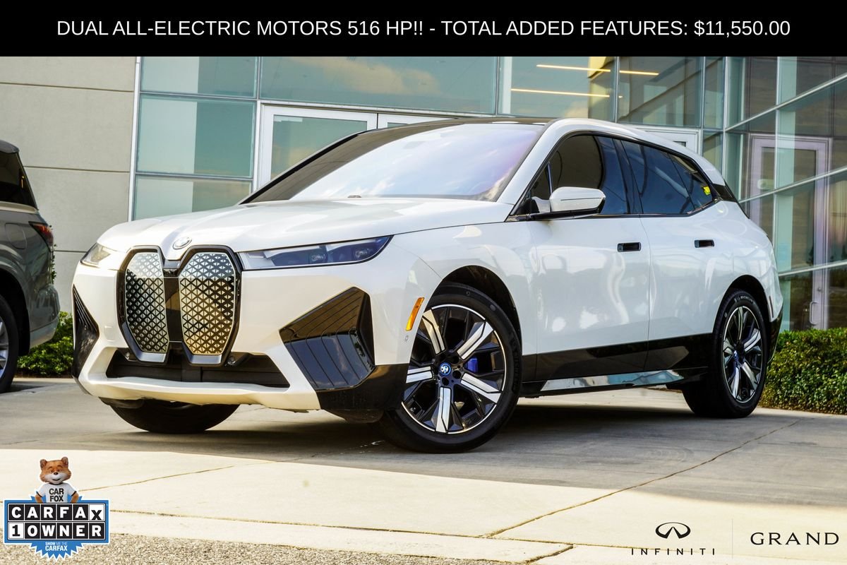 Used 2024 White BMW xDrive50 image 1