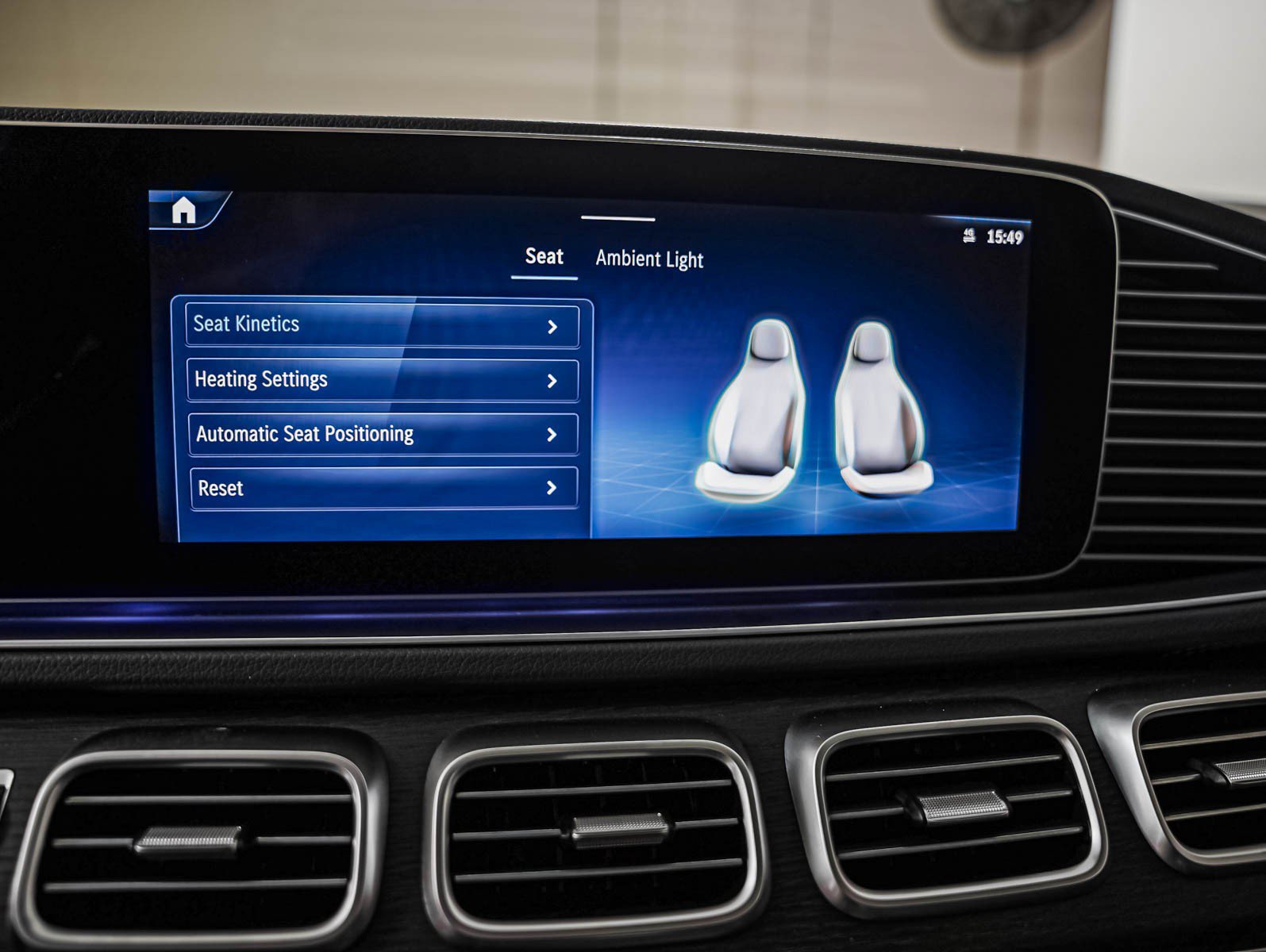 New 2026 Polar White Mercedes-Benz GLS 450 image 23