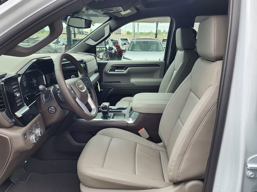 2026 GMC Sierra 1500 SLT - Photo 17
