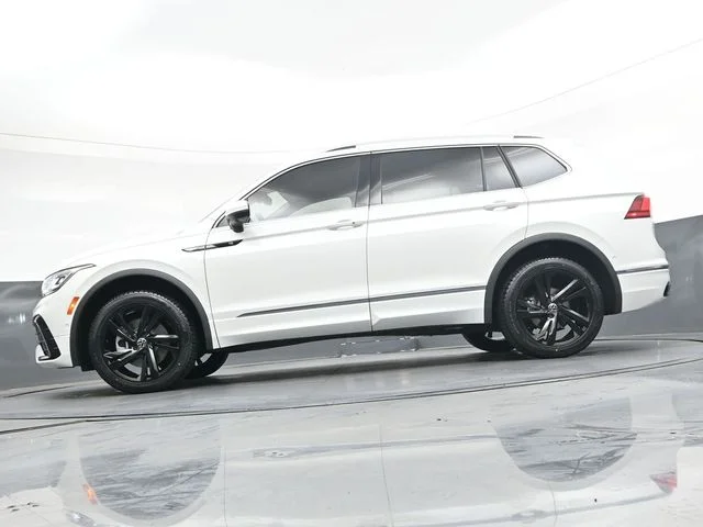 Used 2023 White Volkswagen 2.0T SEL R-Line image 35