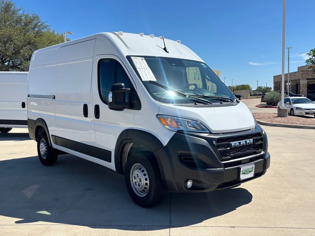 Used 2024 White Ram High Roof image 5
