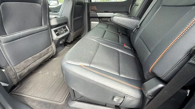 New 2026 Oxford White Ford F-250® Lariat® image 18