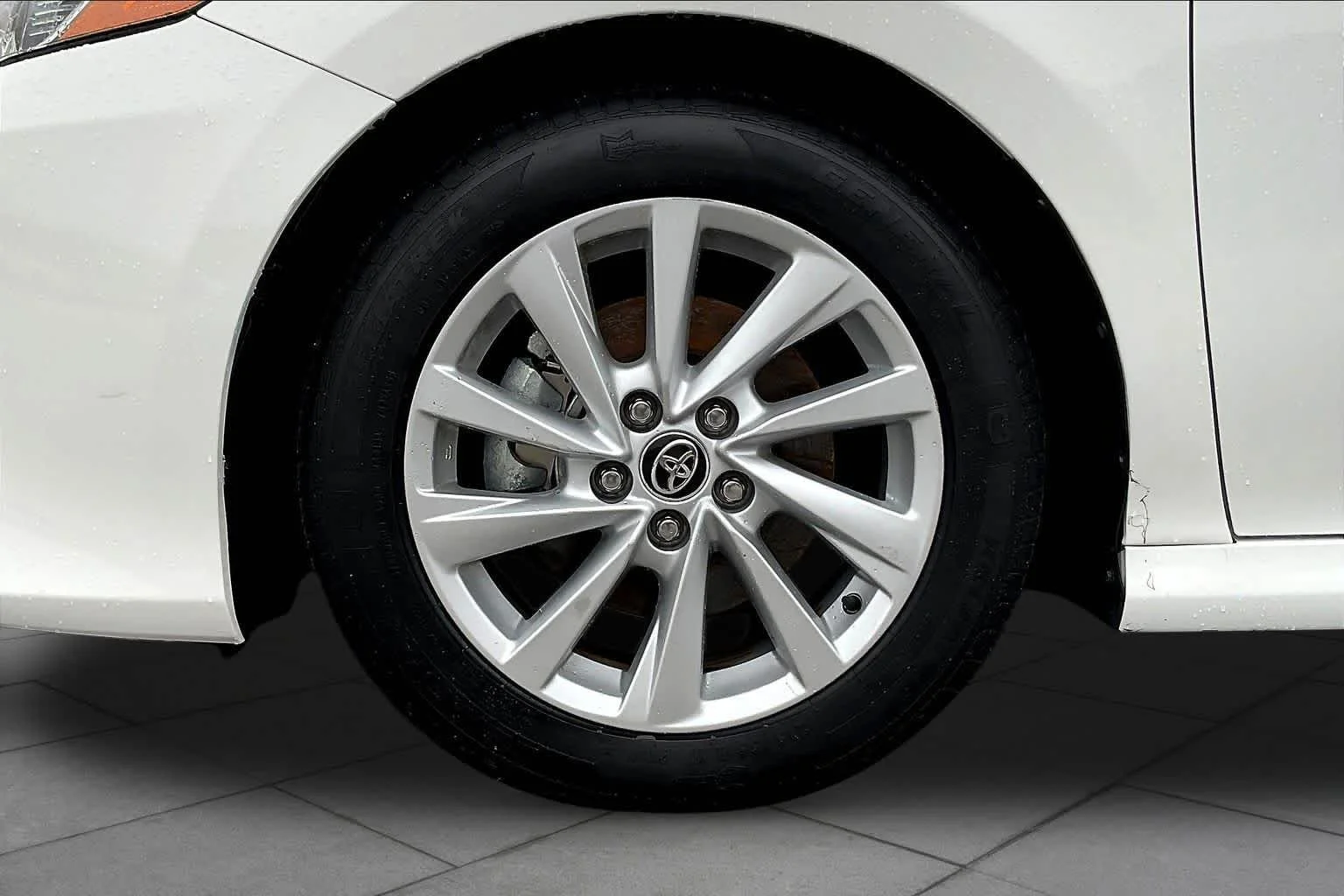 Used 2024 Ice Cap Toyota LE image 11