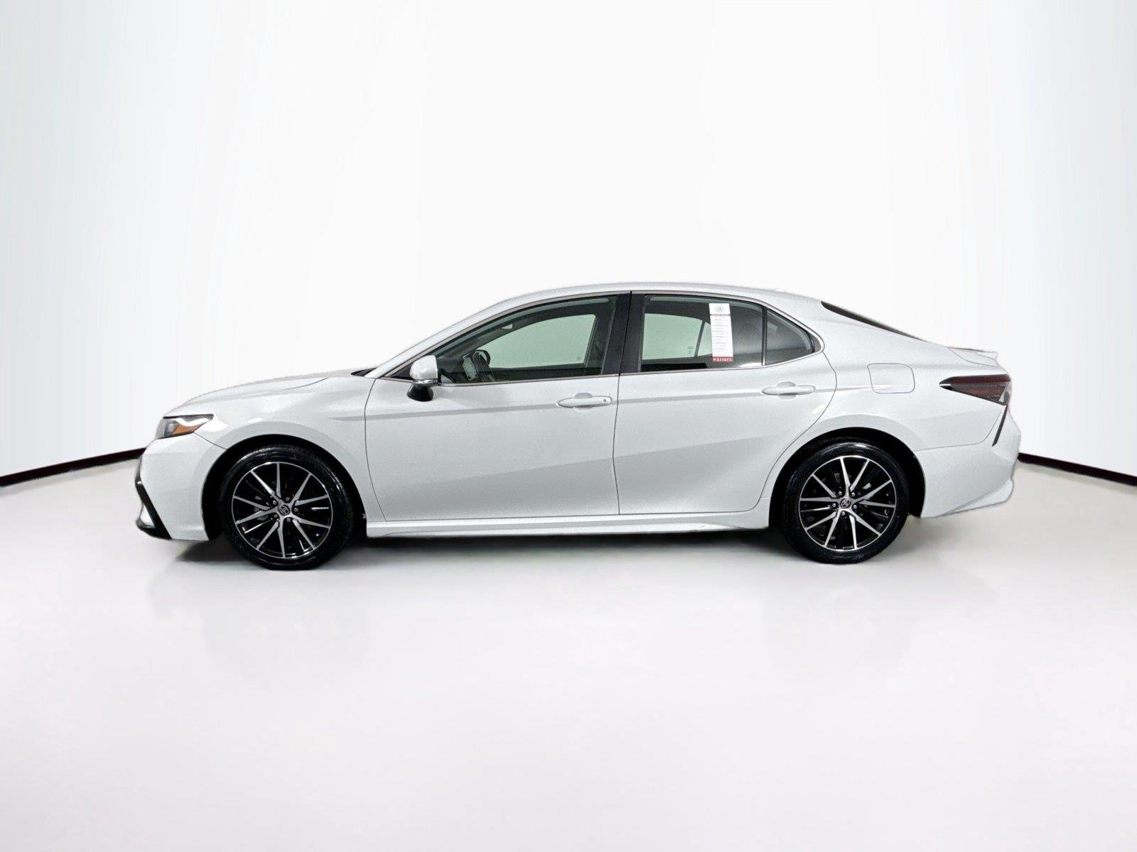 Certified Used 2023 Ice Edge Toyota SE image 12