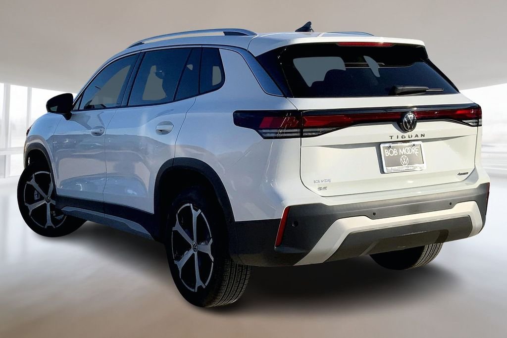 New 2026 Pure White Volkswagen 2.0T SE image 3
