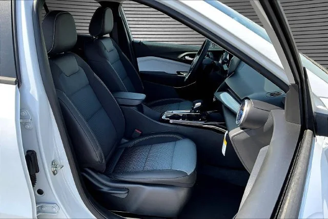 New 2026 Summit White Chevrolet LT image 11