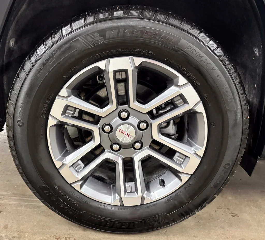 Used 2026 White GMC Elevation image 8