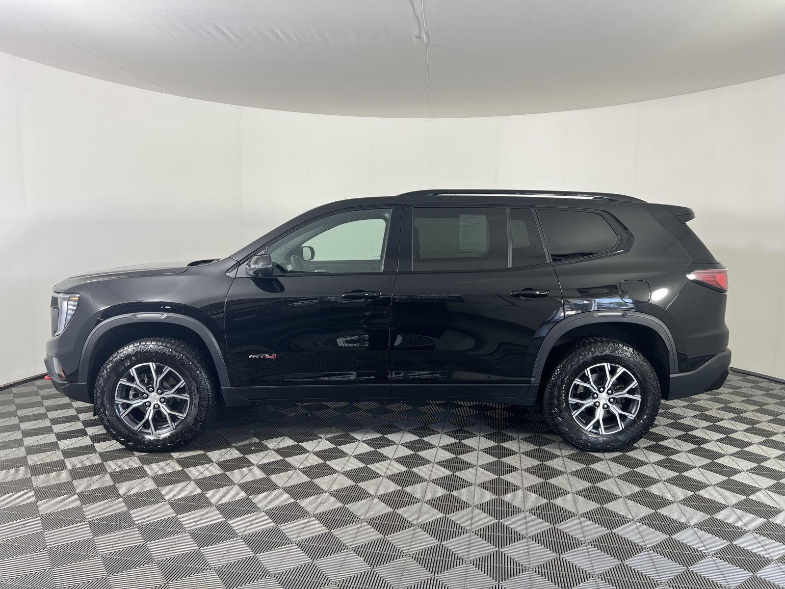 Used 2026 Ebony Twilight Metallic GMC AWD AT4 image 29