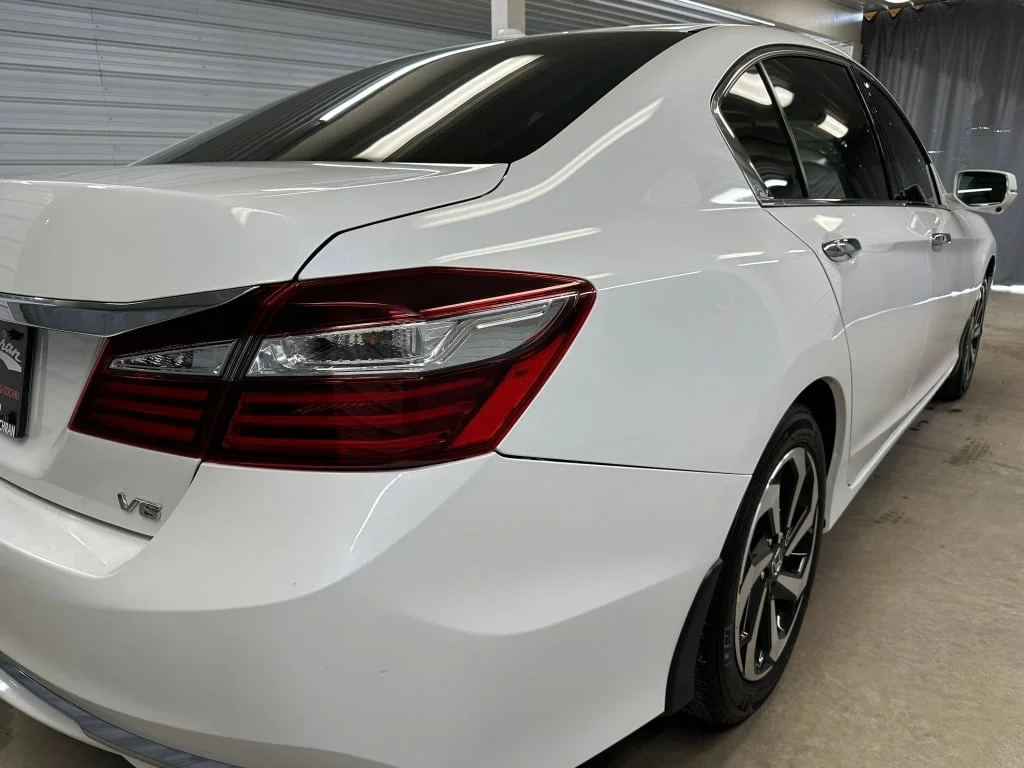 2016 Honda Accord EX-L V-6 - Photo 25