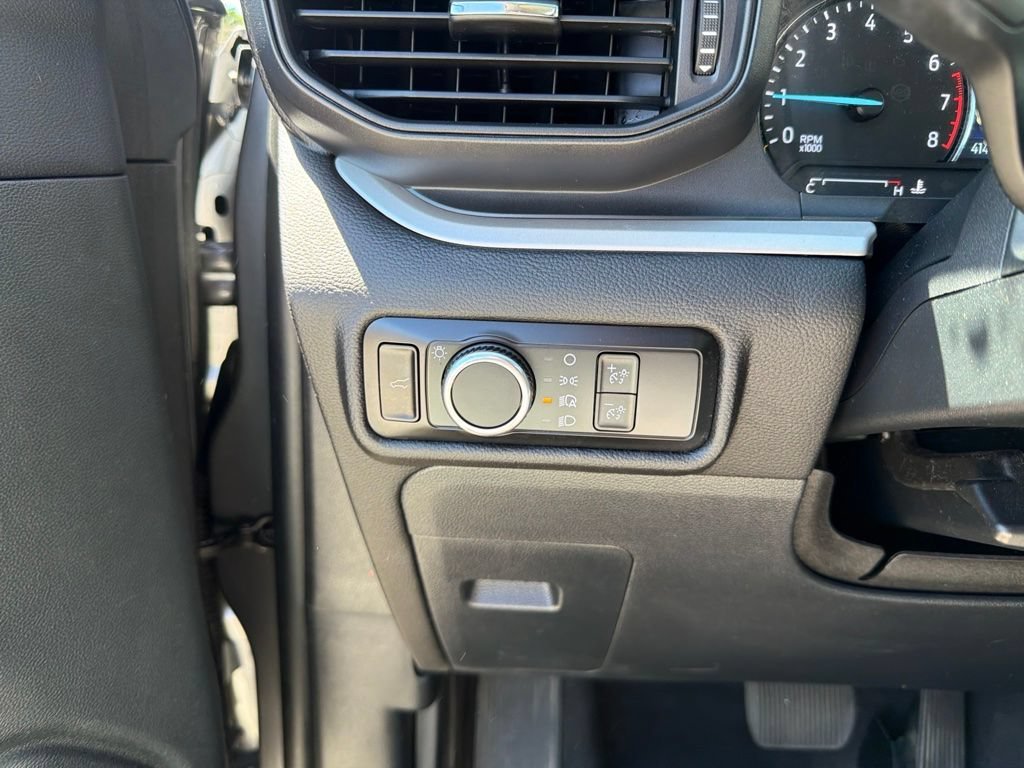 Used 2023 Gray Metallic Ford XLT image 12