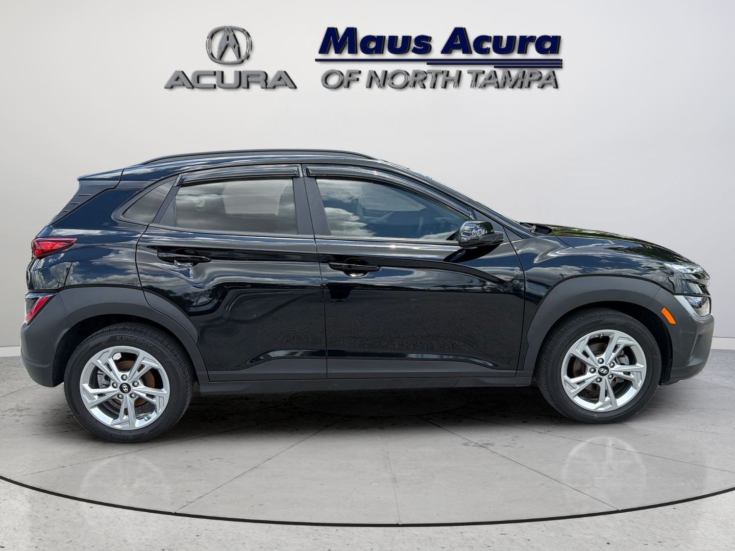 Used 2023 Abyss Black Hyundai SEL image 3
