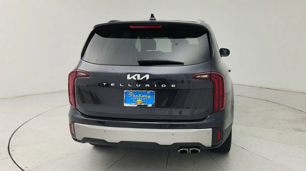 Used 2025 Gray Kia S image 6