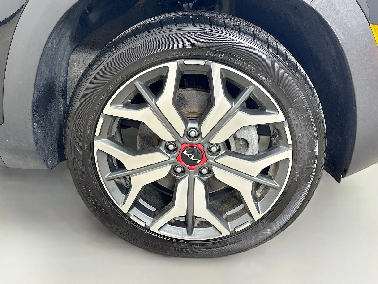 Used 2023 Black Kia  image 11