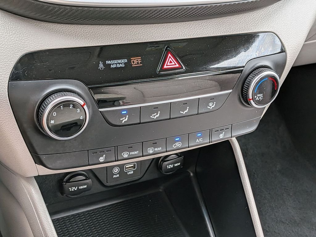 Used 2021 Black Hyundai Value image 19