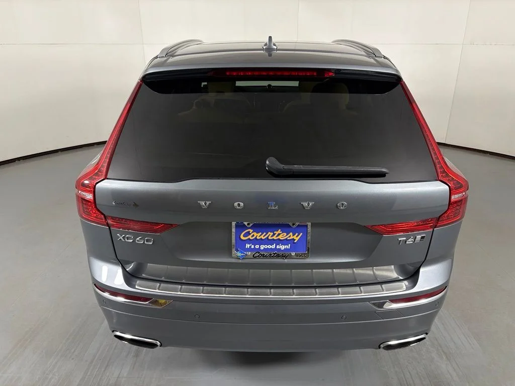 Used 2020 Gray Volvo T6 Inscription image 7