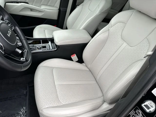 2022 Kia Sorento SX - Photo 15