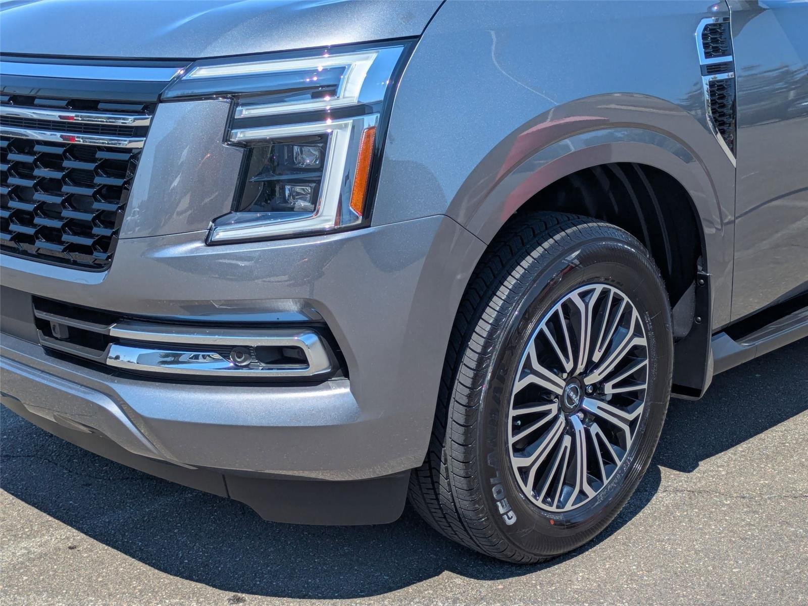 2026 Nissan Armada SL - Photo 10
