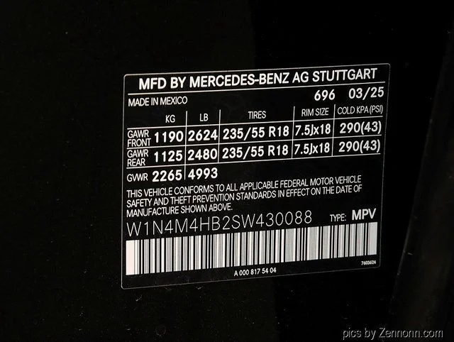2025 Mercedes-Benz GLB Base - Photo 25
