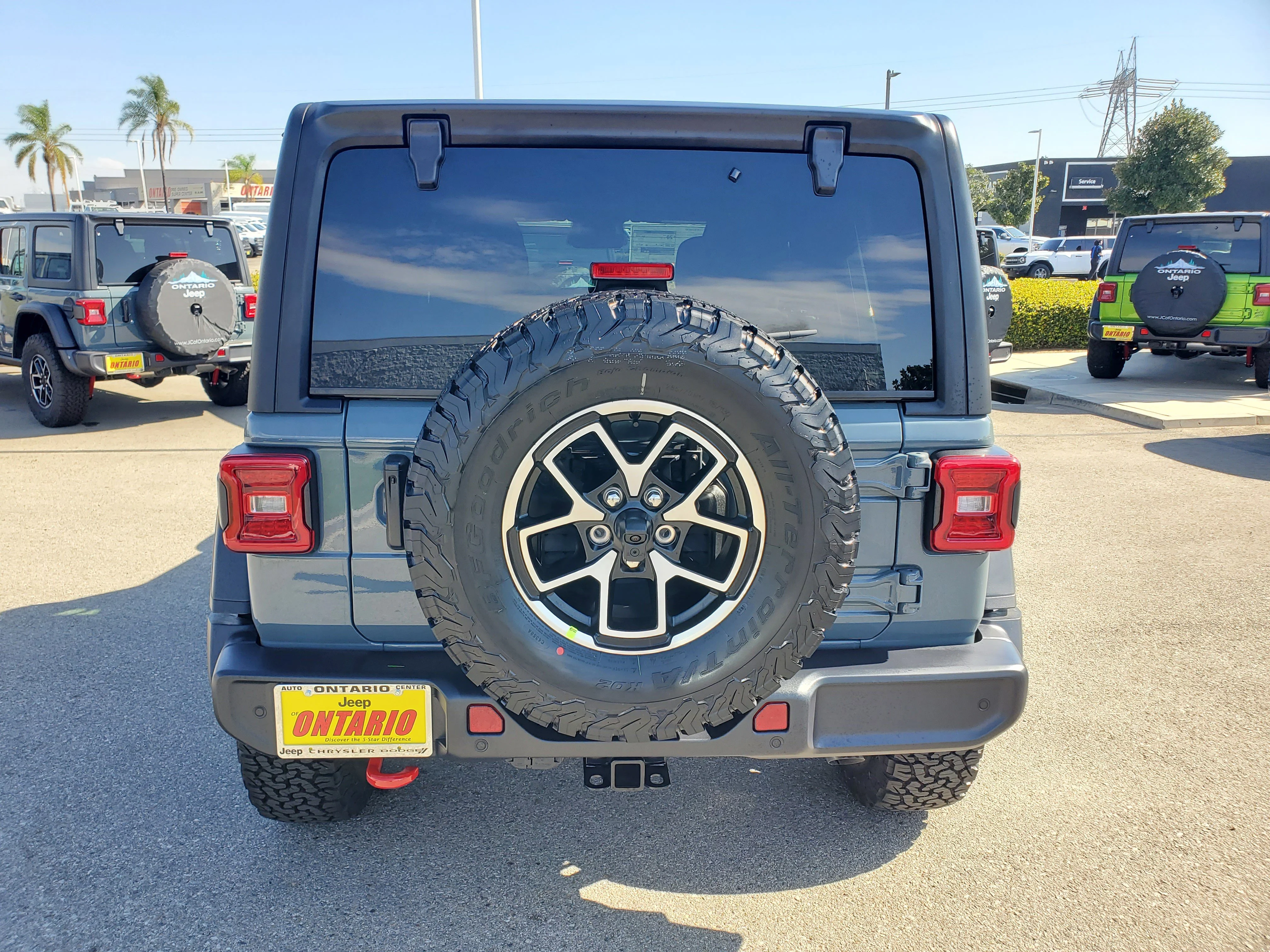 New 2026 Anvil Clear-Coat Exterior Paint Jeep Rubicon image 4