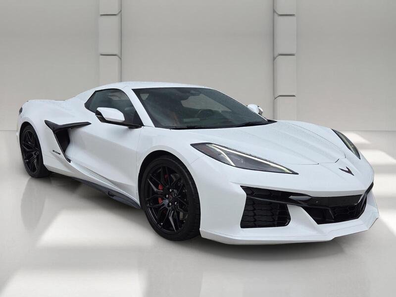 Used 2024 Arctic White CHEVROLET 2DR Z06 CONV W/3LZ image 7