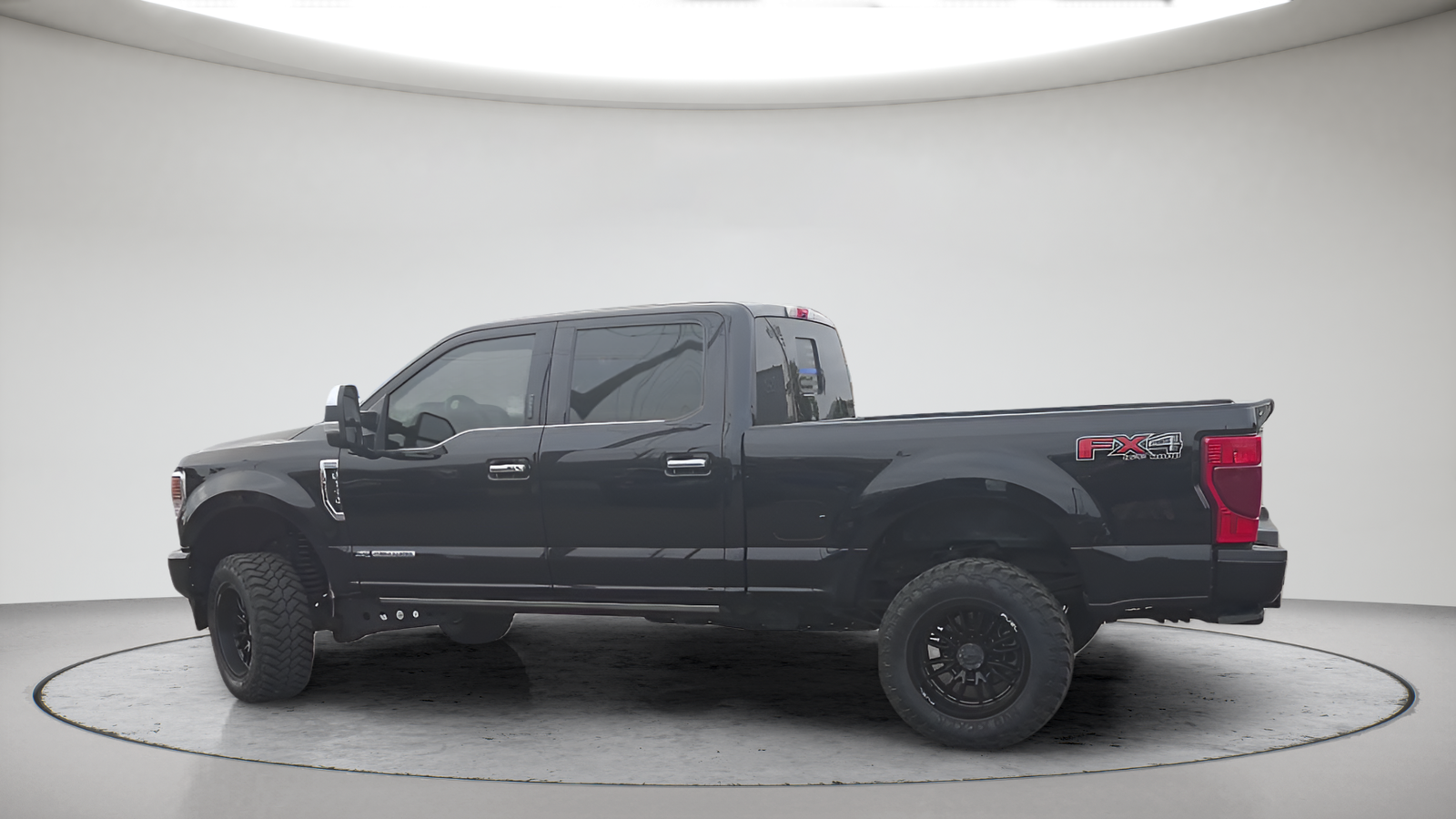 Used 2022 Agate Black Metallic Ford Platinum image 10