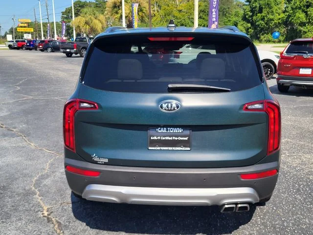 Used 2020 White Kia S image 3