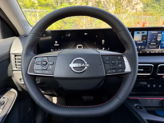 New 2027 Atlantic Gray Metallic/Super Black Nissan SR image 18