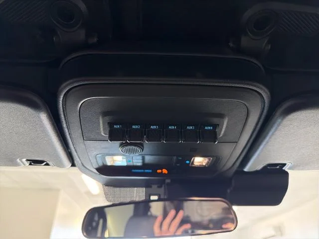 New 2026 Avalanche Gray Ford Badlands® image 43