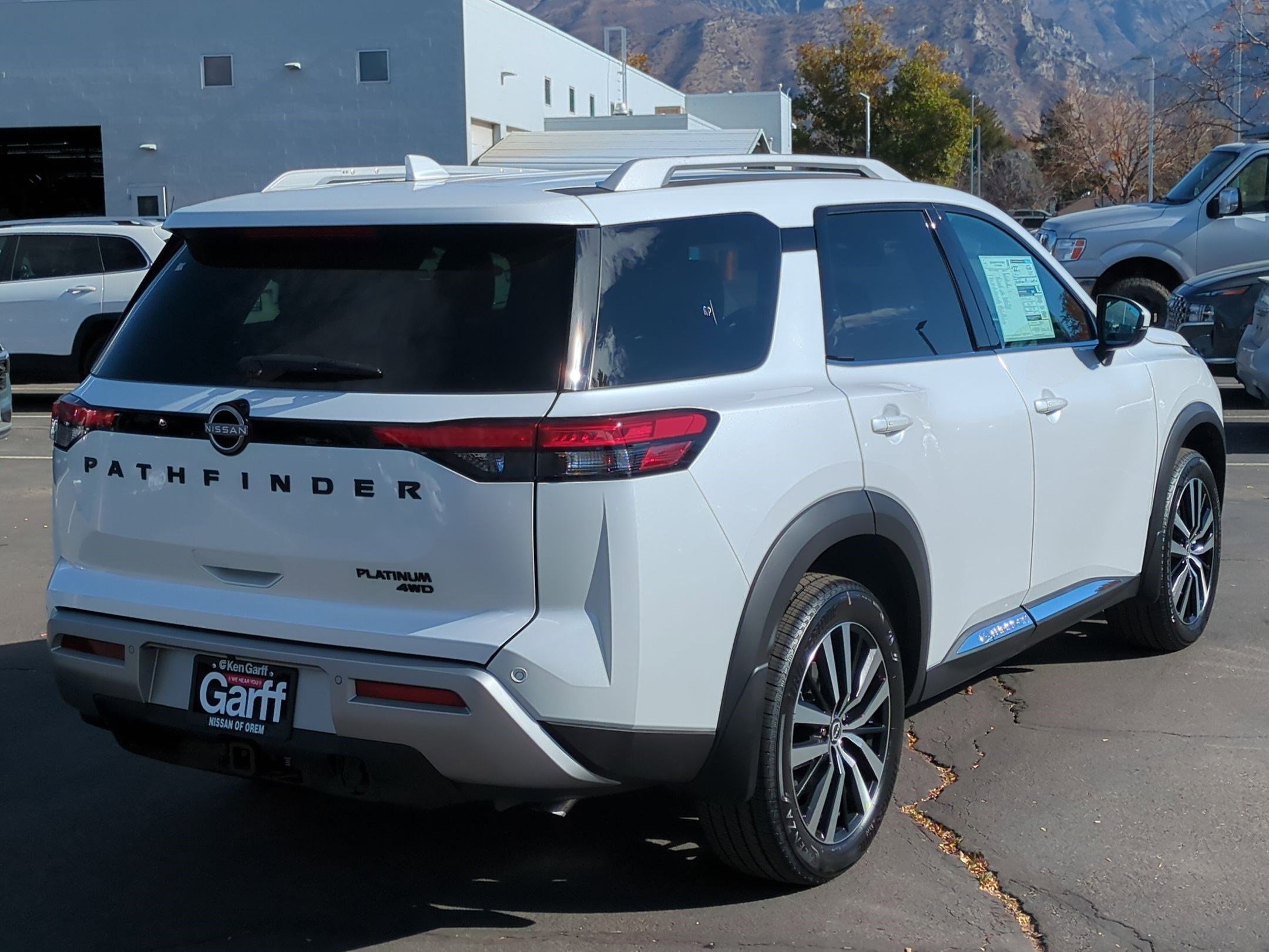 New 2025 Nissan Pathfinder Platinum SUV in Orem #SC307112 | Ken