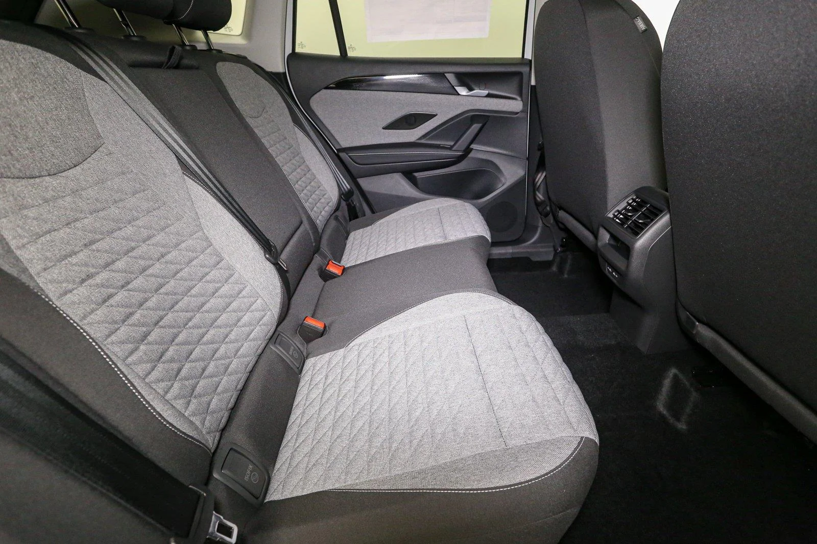 New 2026 Platinum Gray Metallic Volkswagen S image 15