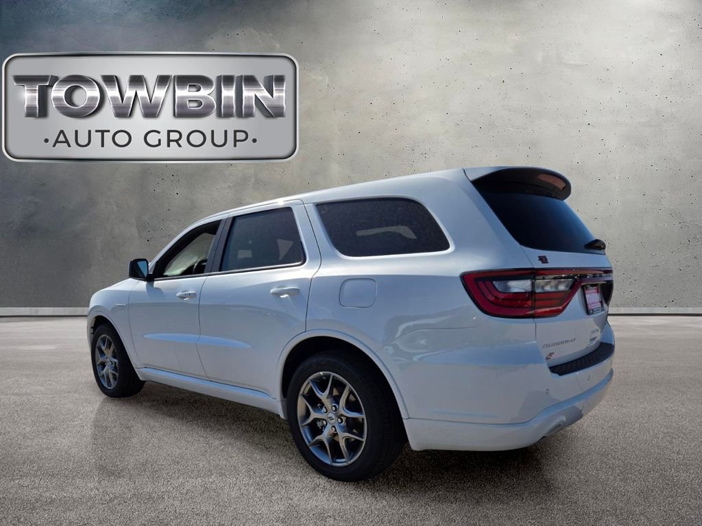 New 2027 White Knuckle Clear-Coat Exterior Paint Dodge GT image 4
