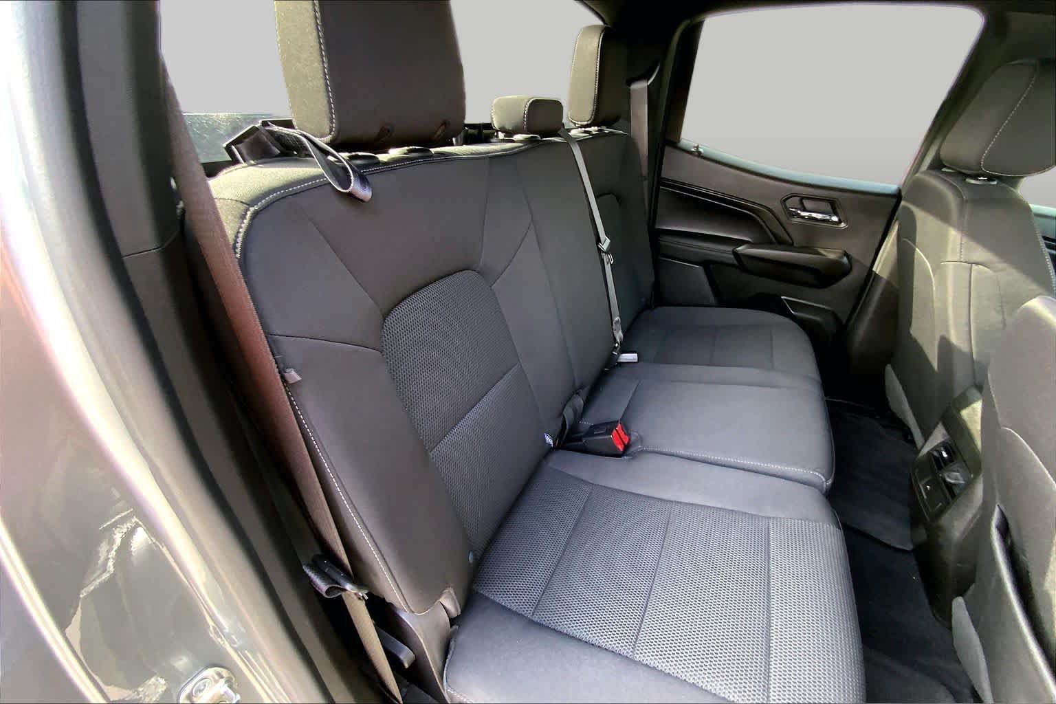 Used 2023 Sterling Gray Metallic Chevrolet 4WD LT image 19