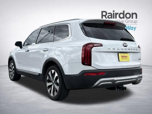 Used 2021 Glacial White Pearl Kia S image 5