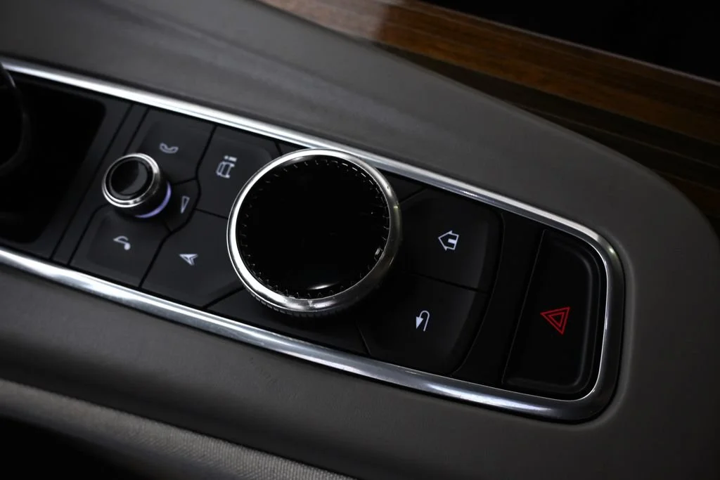 Used 2022 Galactic Gray Metallic Cadillac Sport Platinum image 35