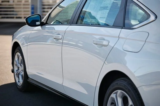 New 2026 Platinum White Honda LX image 8