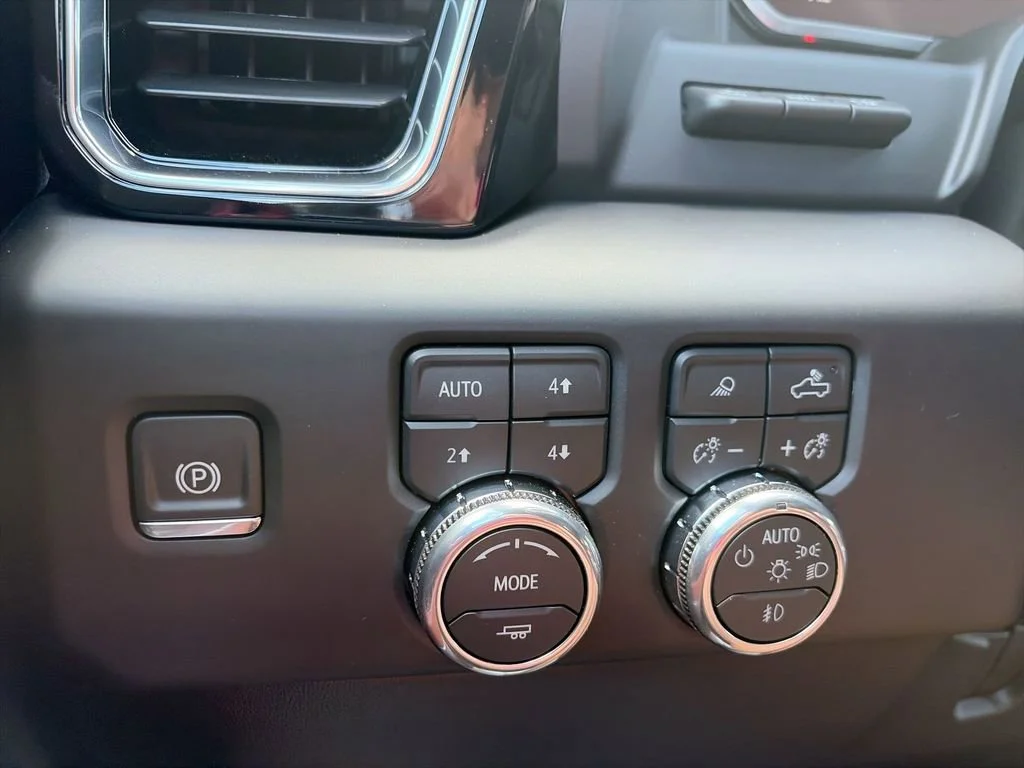 2026 GMC Sierra 2500HD Denali Ultimate - Photo 25