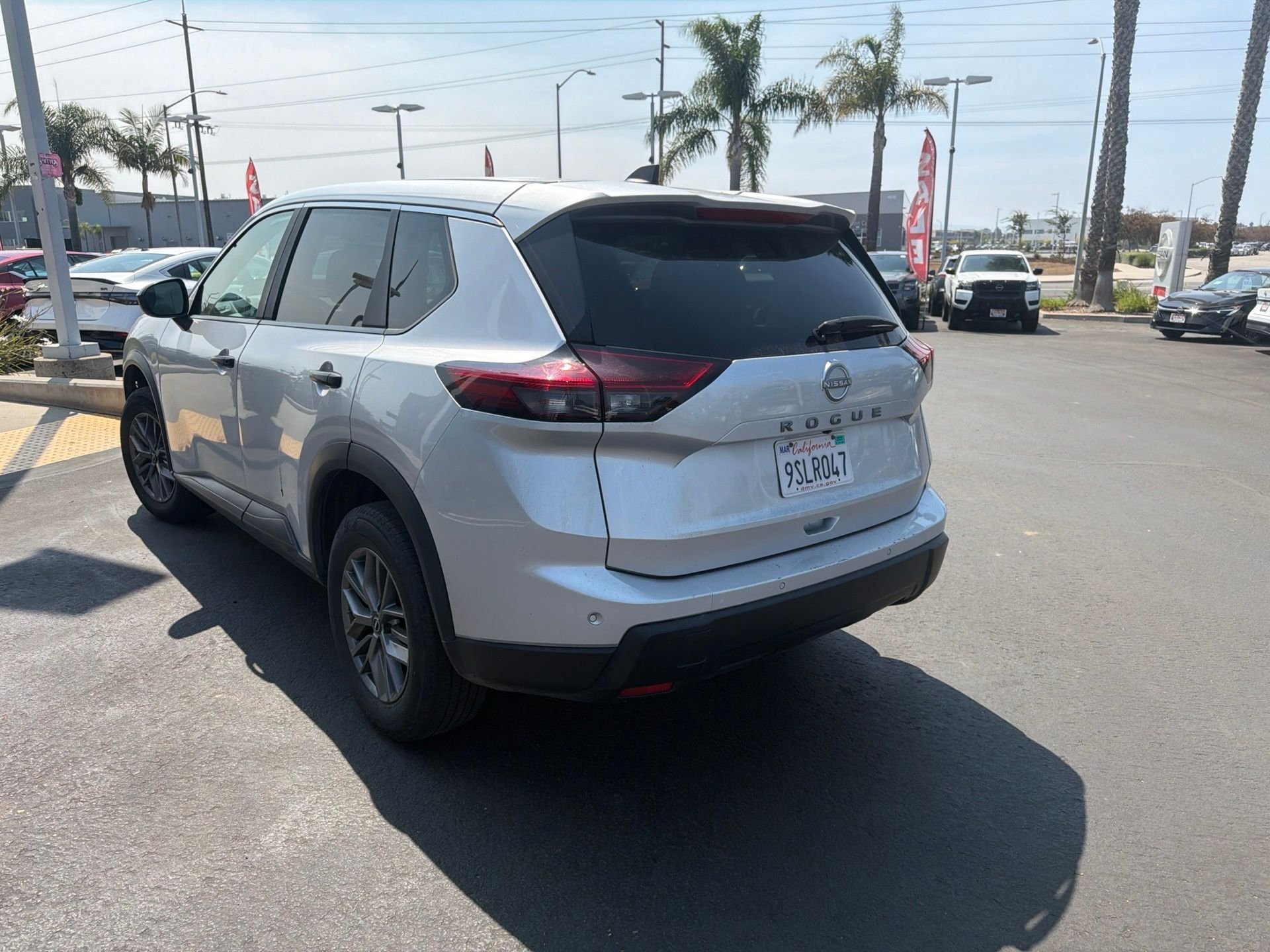 Used 2025 Silver Nissan S image 5