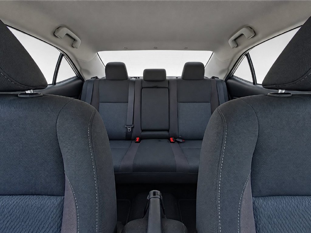 Used 2017 Silver Toyota LE image 15