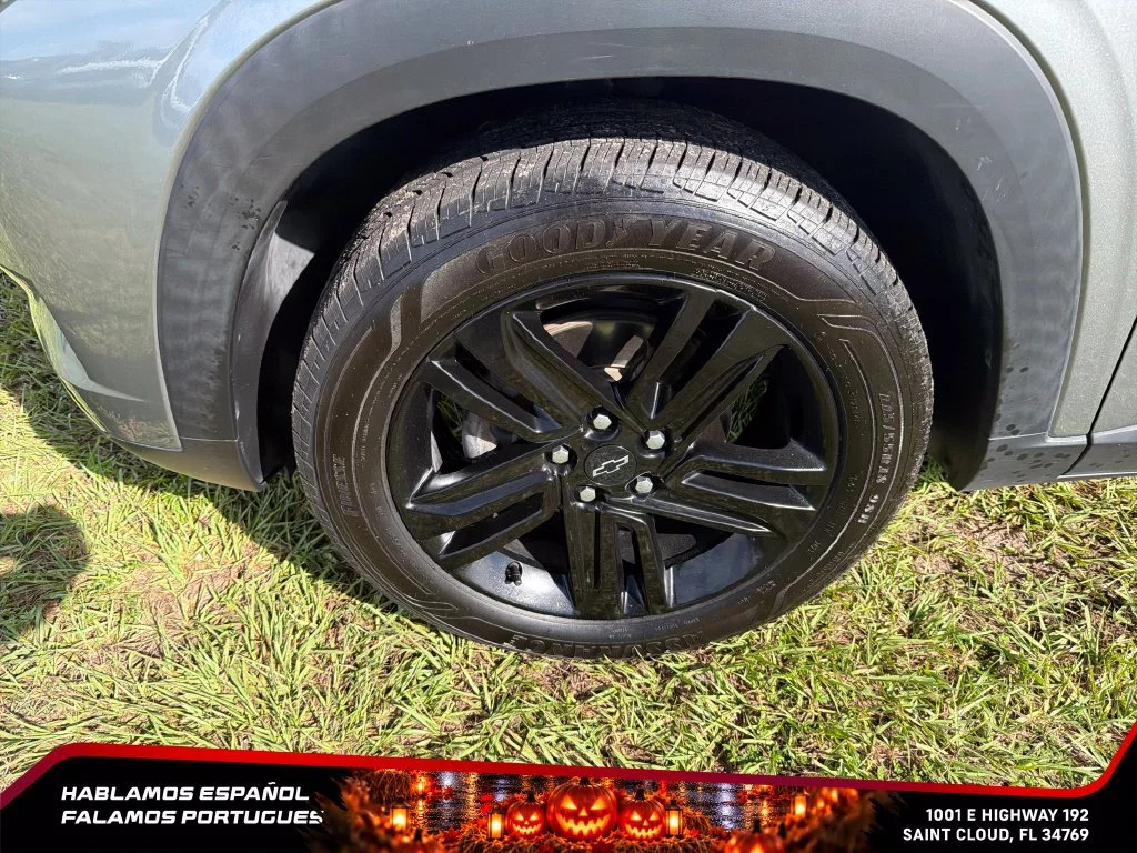 Used 2024 Sterling Gray Metallic Chevrolet ACTIV image 10