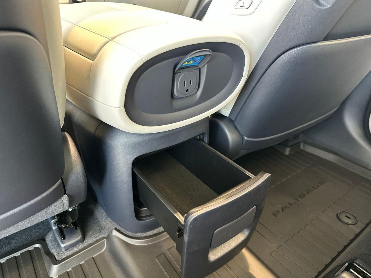 New 2027  Hyundai Calligraphy AWD image 106